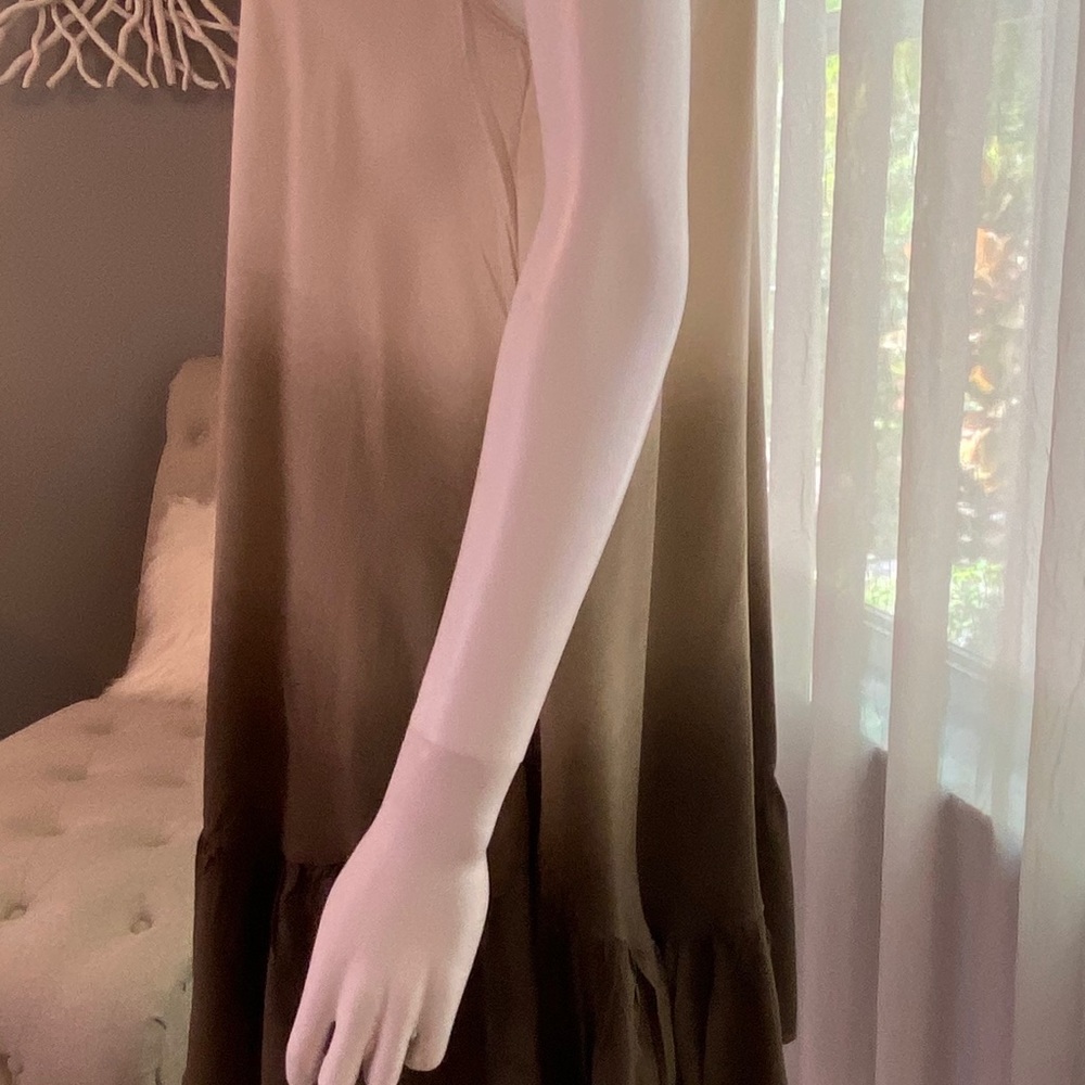 Sundress - Picture 5 of 6